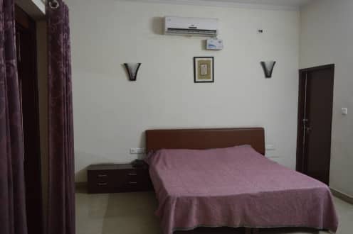 Silver Oak Country Yard Resort 30 km, Abu Road 2